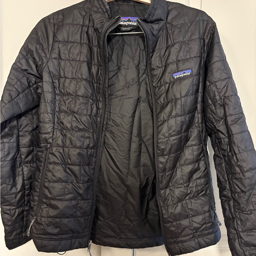 Patagonia women’s Black Puffer Jacket